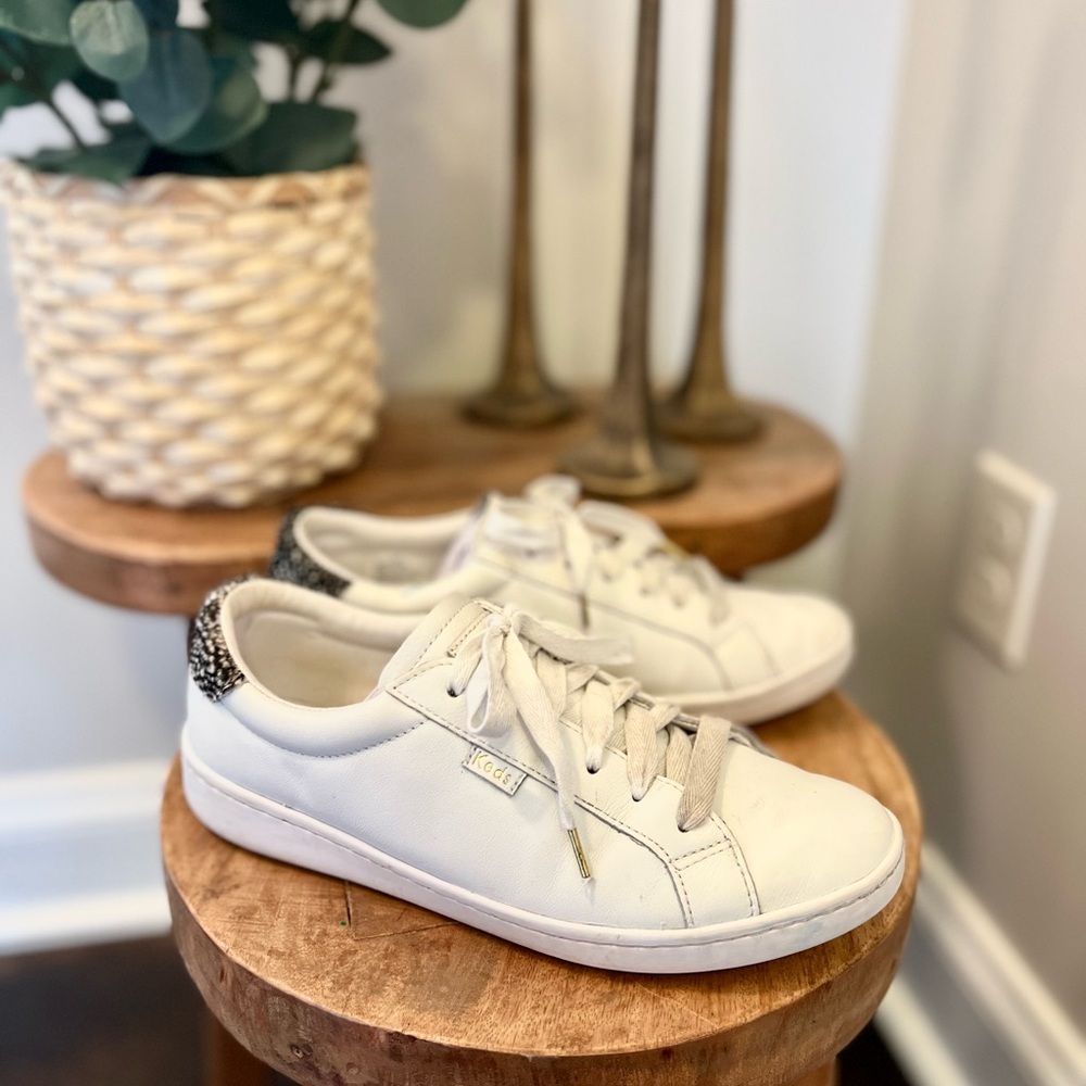 Sz 7.5 Kate Spade x Keds “Ace” white leather & black leopard sneakers VGUC
